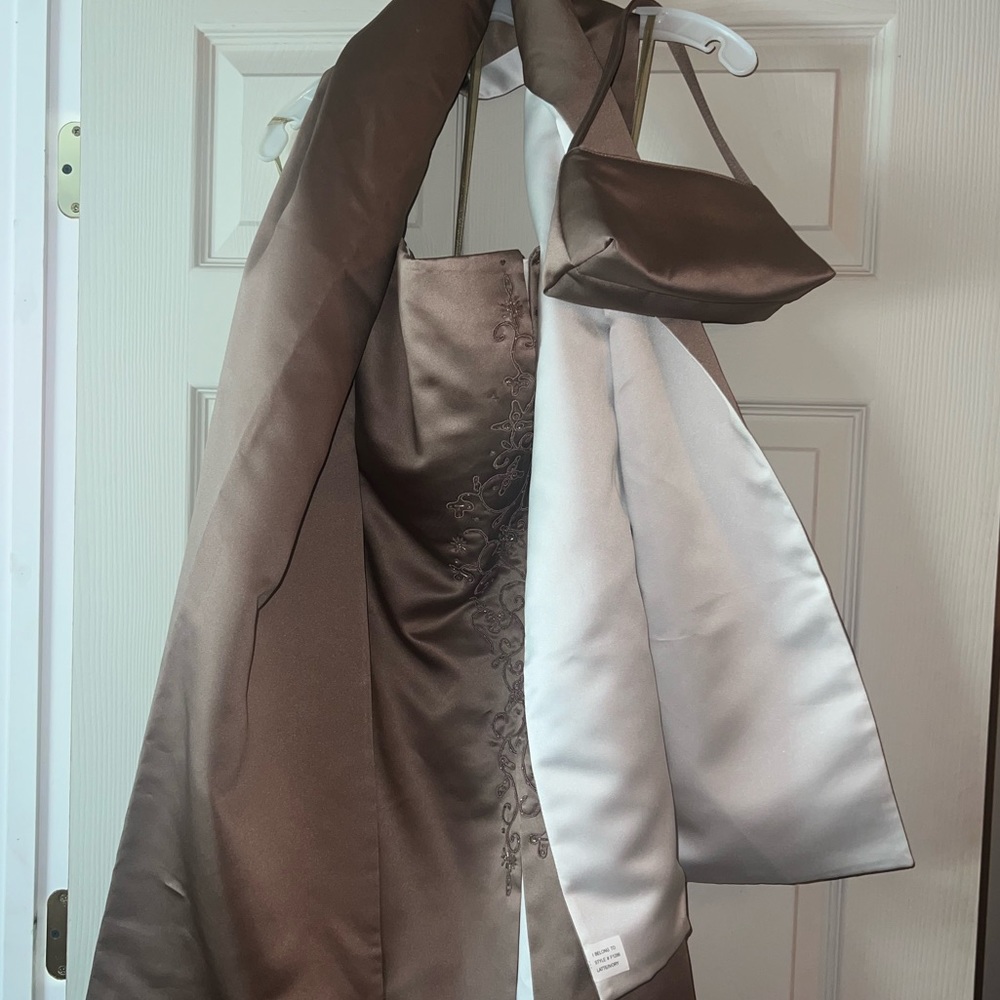 Prom Dress - Picture 3 of 4